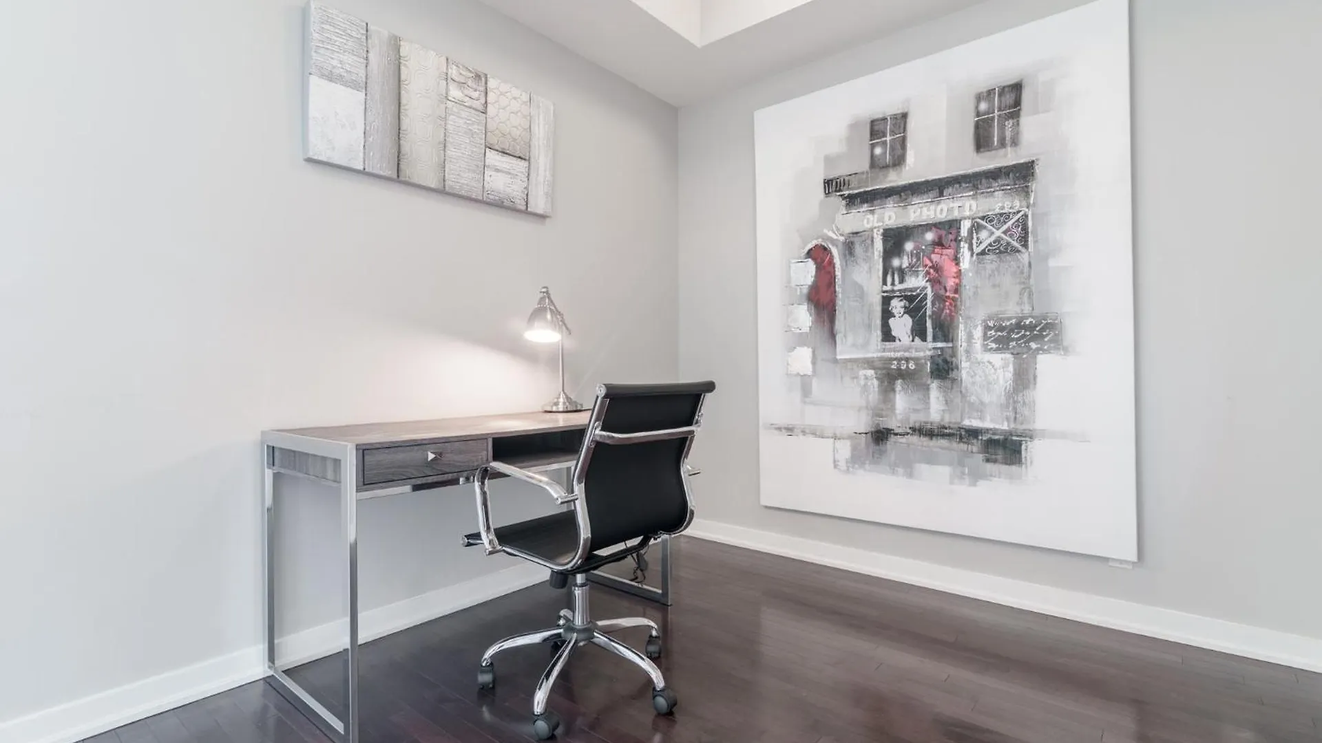 Mmg Executive Suite - Views From The Top Toronto Canada