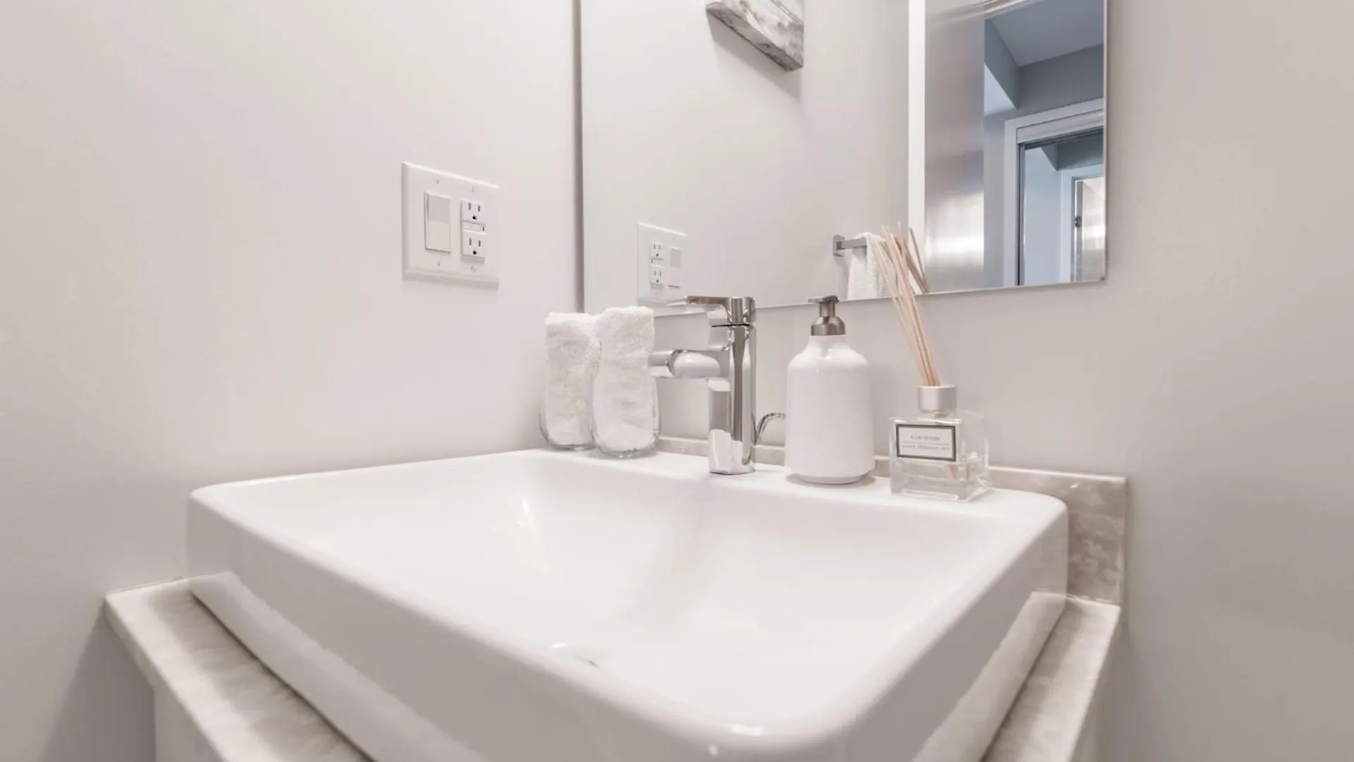 Mmg Executive Suite - Views From The Top Toronto Apartment